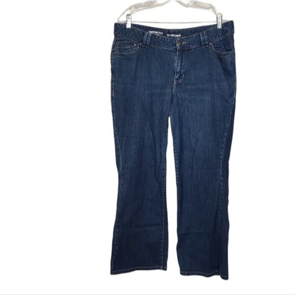 Lane Bryant Distinctly Boot Blue Jeans 16 Petite - Picture 1 of 7